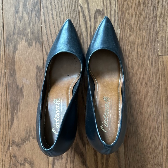 Lintervalle black leather heels size 7-7.5 - Picture 3 of 3